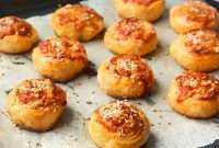 Gochujang Cheddar Pinwheel Appetizers: Spicy Korean Cheese Rolls