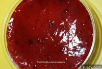 Arby’s Bronco Berry Sauce: Flavor Profile, Ingredients & Where to Buy