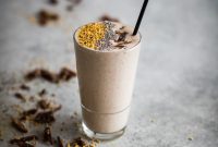 Vegan Banana Salted Caramel Smoothie Recipe
