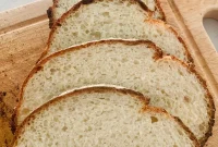 Pane di Casa vs Sourdough: Key Differences and Baking Tips