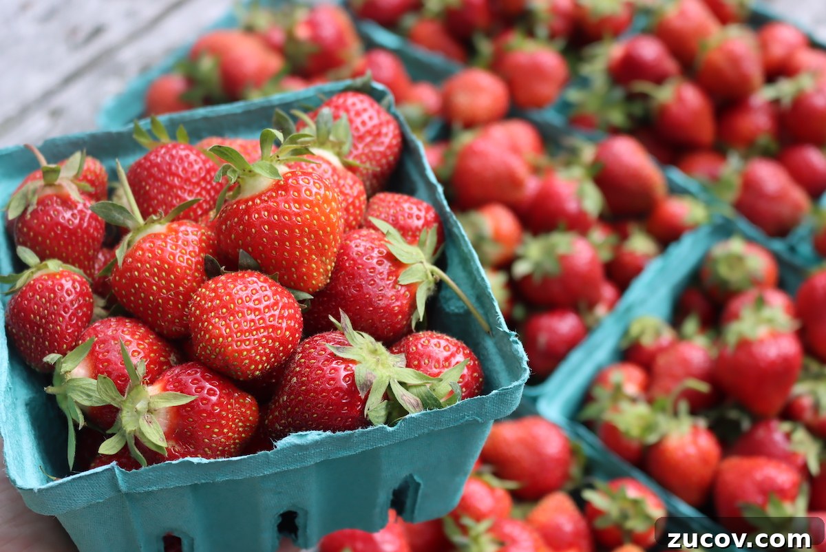 How to Can Strawberry Lemonade Concentrate for Long-Term Storage 3 Strawberries