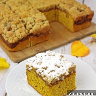 Pumpkin Coffee Cake Buns — Soft Spiced Morning Treats 6 Pumpkin Crumb Buns