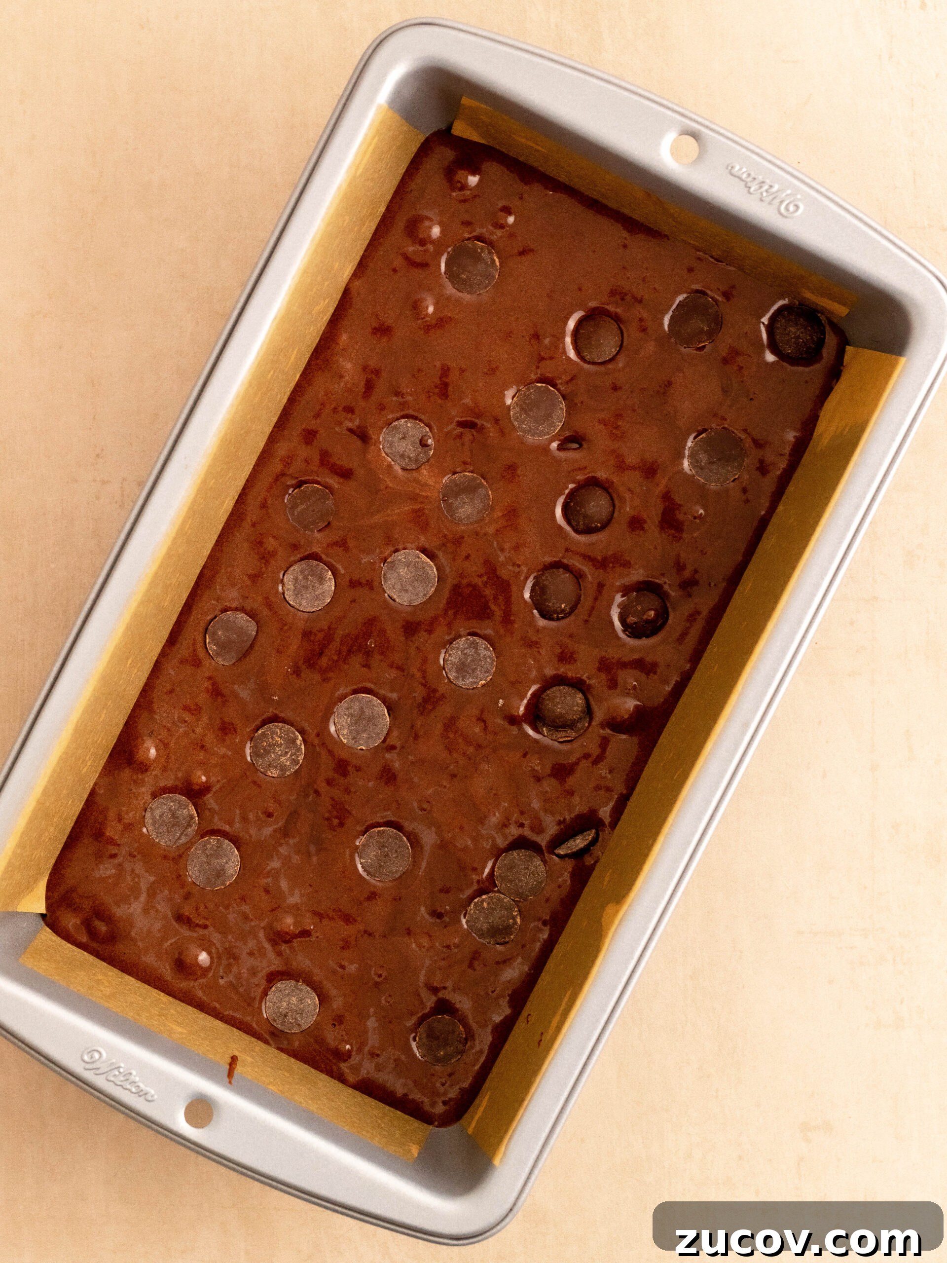 Fudgy Small-Batch Brownies Recipe for Two or Four Servings 9 Step 6: Add it to a baking pan with baking paper and bake it.