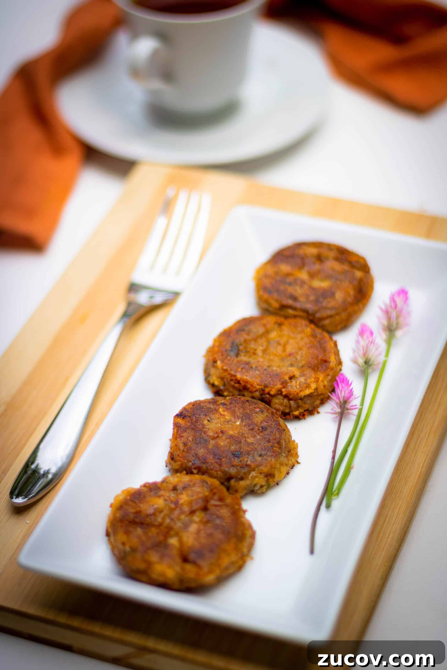 Crispy Aloo Ki Tikki (Spiced Potato Kababs) 2 Aloo Tikki Recipe - Pakistani Food Recipes @ Fatima Cooks
