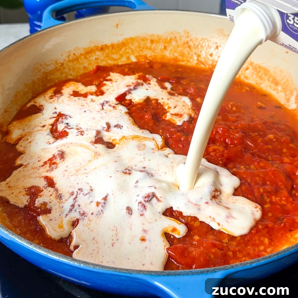 Creamy Tomato Garlic Pasta Recipe for Quick Weeknight Dinners 5 add white wine