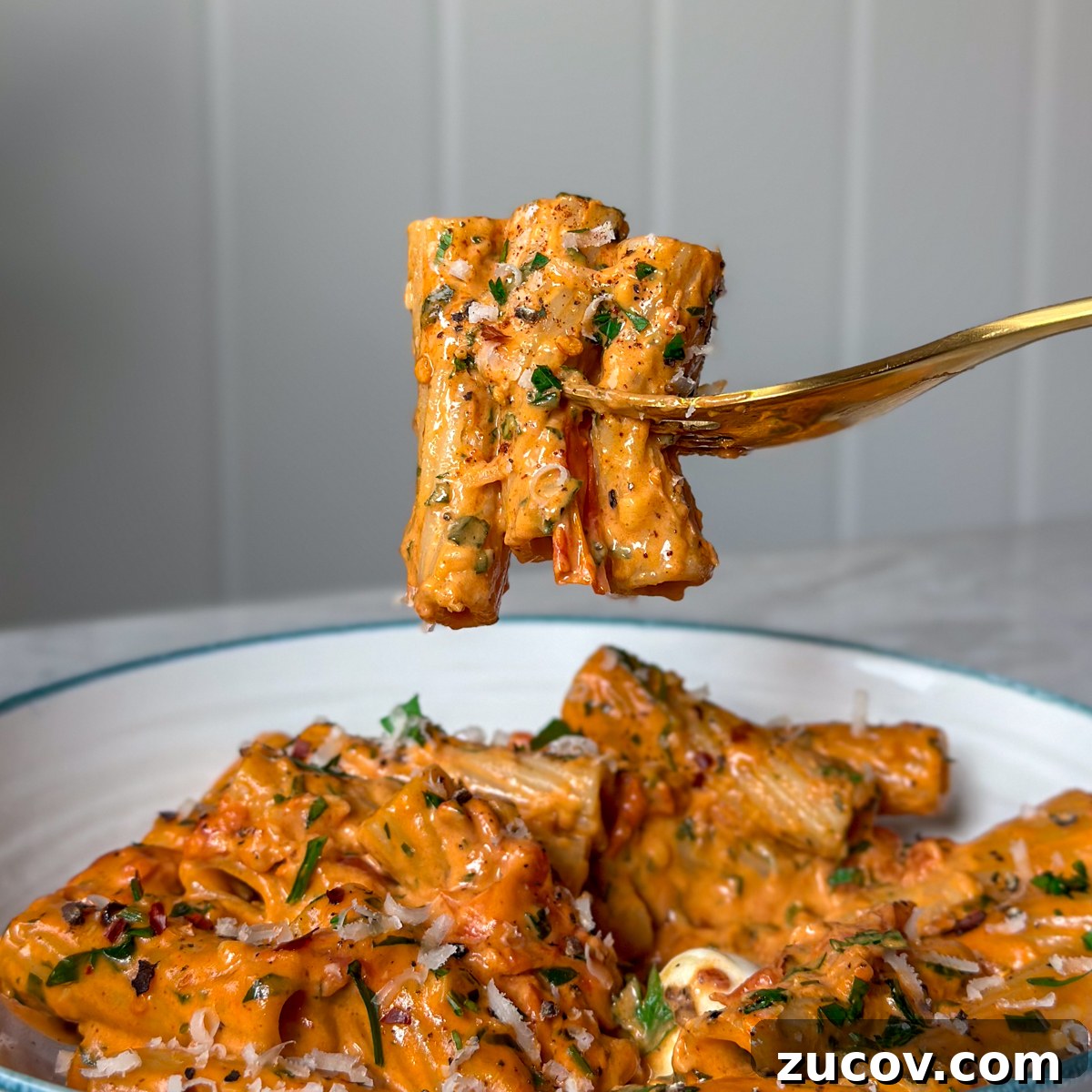 Creamy Tomato Garlic Pasta Recipe for Quick Weeknight Dinners 7 serve