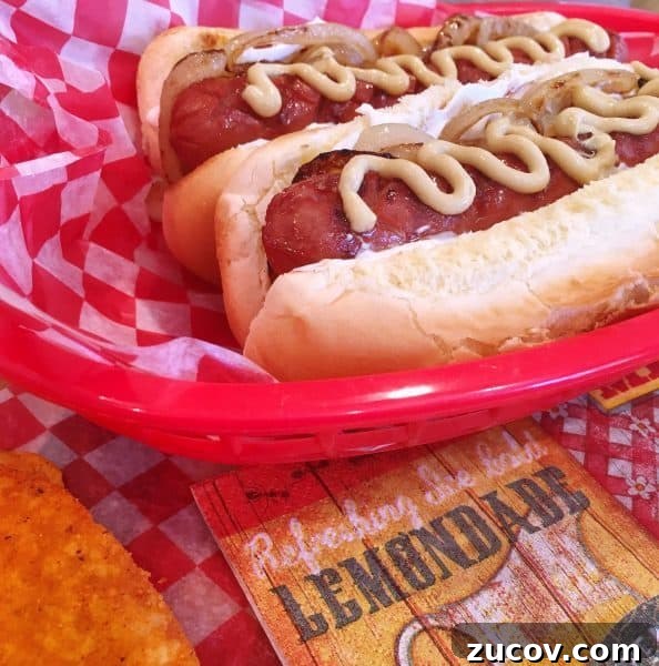Seattle-Style Hot Dogs: Where to Find the City's Iconic Bite 3 Seattle Dogs