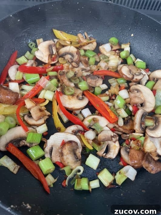 Crispy Chilli Beef Recipe: Crunchy, Spicy Takeout-Style Django 5 Stir-frying vegetables